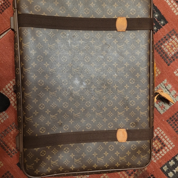 Vuitton Sirius 70 not for sale - Picture 2 of 3